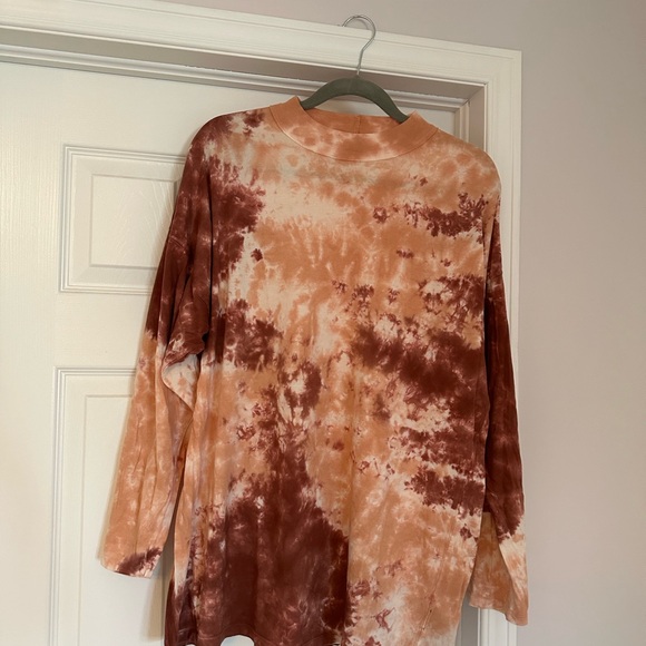 Long sleeve boho t shirt 🤍free people 🤍 - Picture 1 of 4